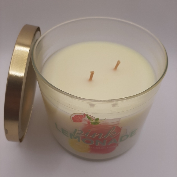 Pink Lemonade Candle - Charmed Aroma - Picture 3 of 4